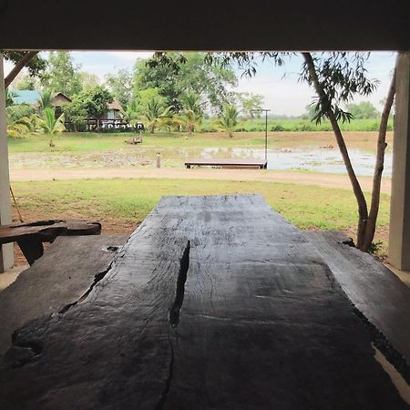 Resort Railumpoo Nakhon Sawan Bagian luar foto
